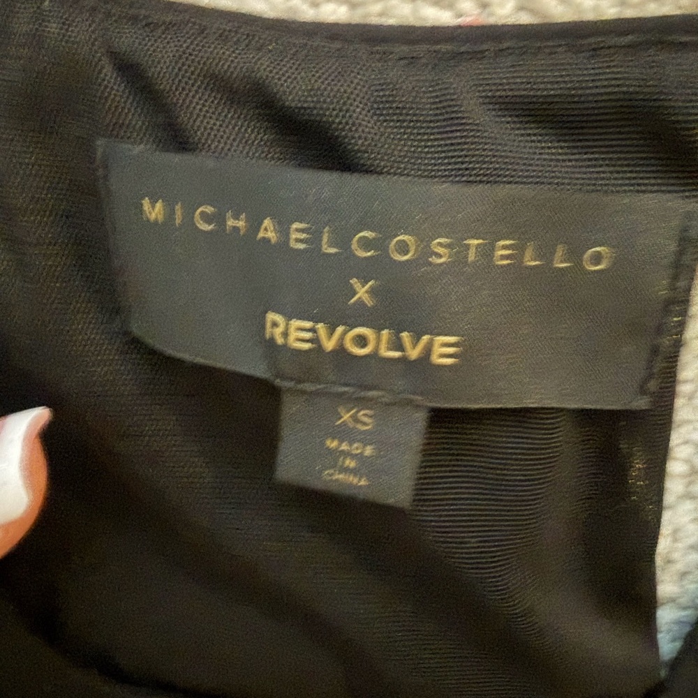 Revolve | top - Picture 3 of 3
